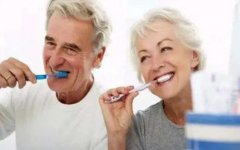 关注口腔健康，品味老年幸福！